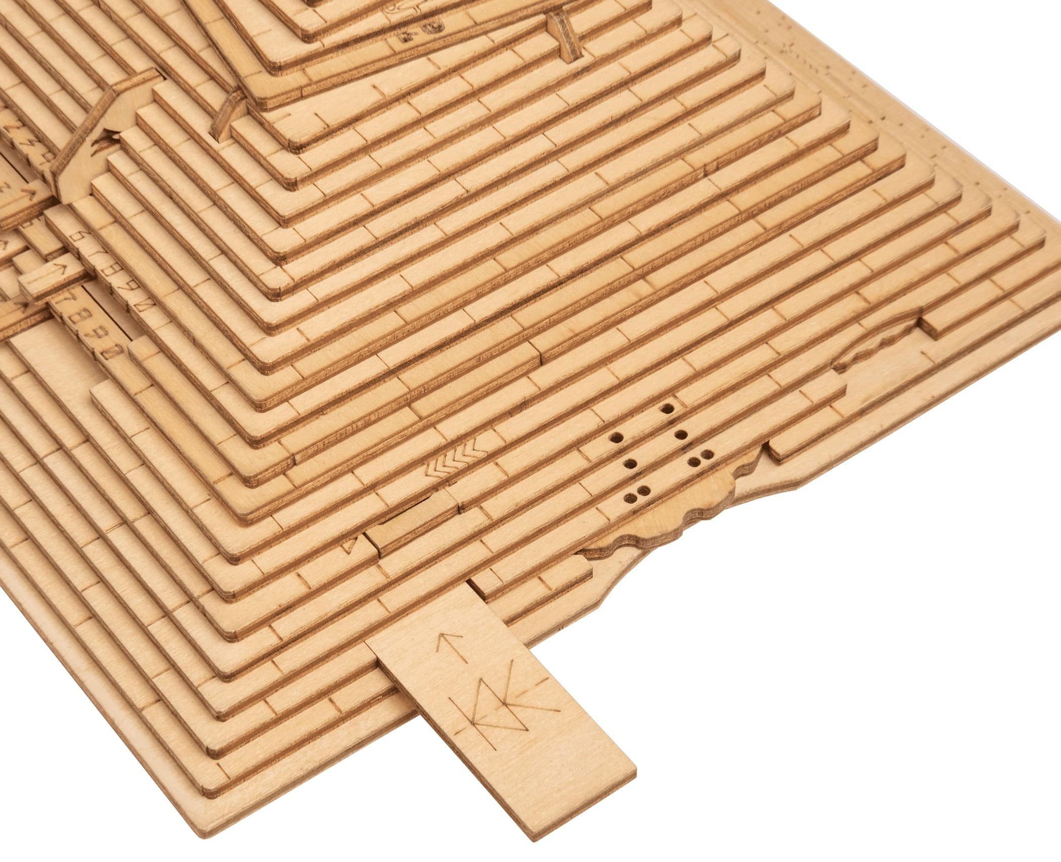 Images and photos of Quest Pyramid. ESC WELT.